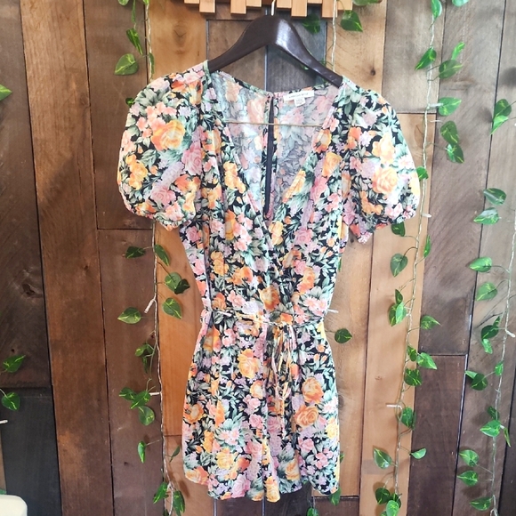 AE Floral Wrap-Front Romper Size Small - Picture 2 of 6